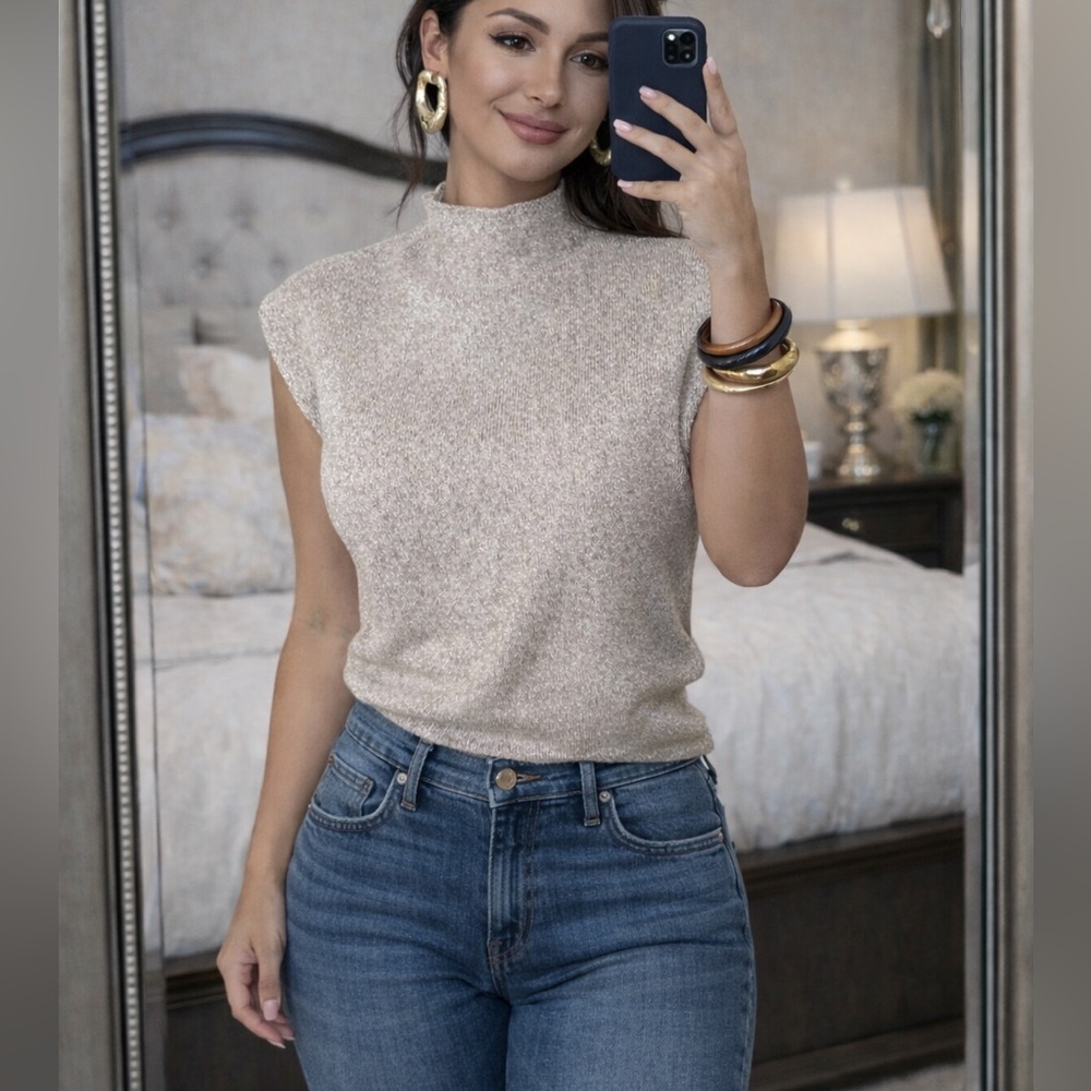 Sleeveless Top
